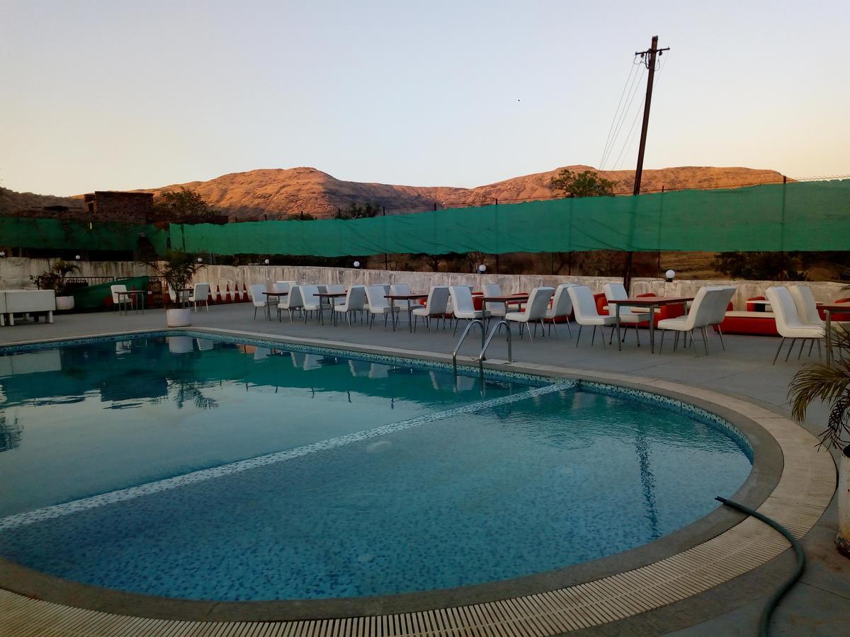 Mount Machi Resort Pune Exterior photo